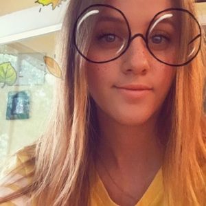 Meet your Posher, Hanna